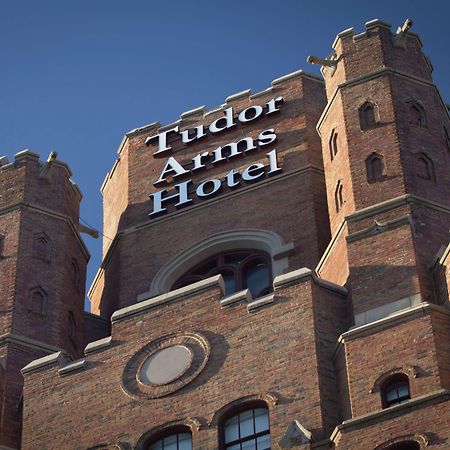 The Tudor Arms Hotel Cleveland - A Doubletree By Hilton Exterior foto
