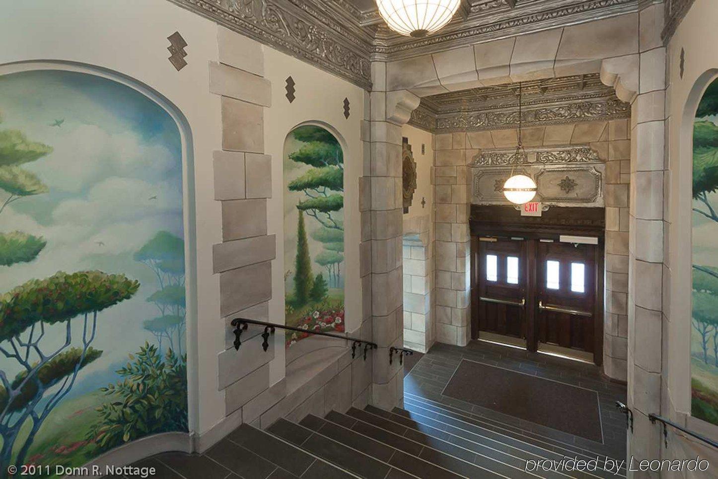 The Tudor Arms Hotel Cleveland - A Doubletree By Hilton Interior foto